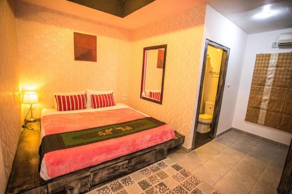 Long Hotel Patong