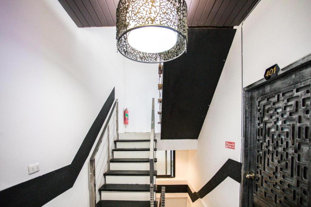 Long Hotel Patong