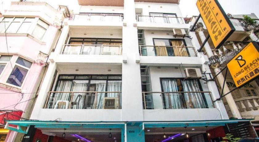 Long Hotel Patong